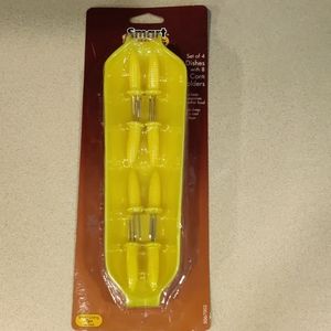 Corn dishes and holders
